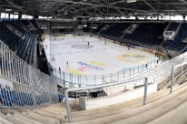 Eishalle St. Jakob-Arena, Eisfeld, Stehplätze